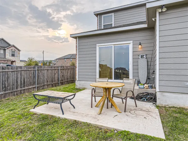 $2,750 | 6521 Carriage Pines Drive, Del Valle, TX 78617