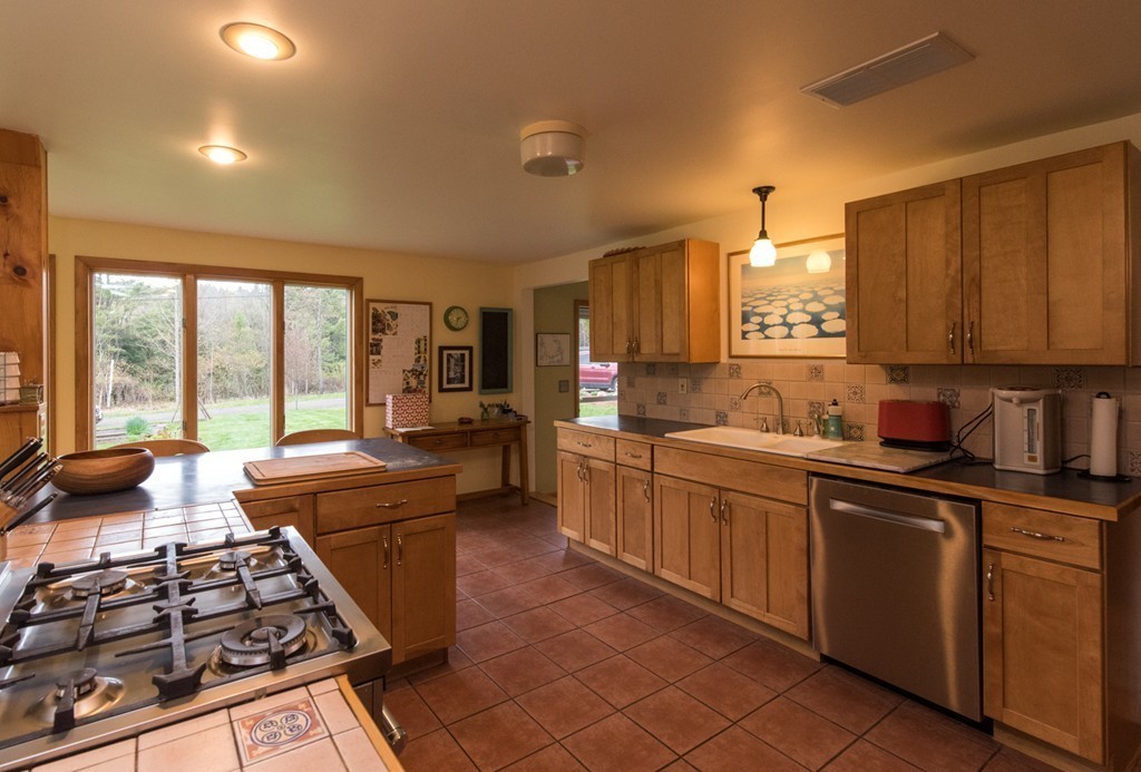 7 Corbett Road Worthington, MA 01098 - Photo 7 of 29 Gallery Image 7