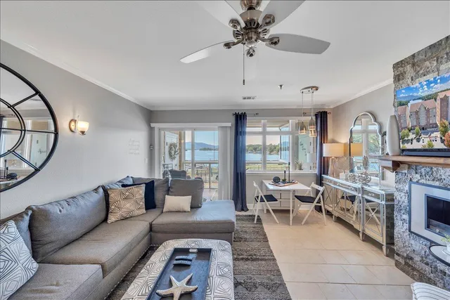 $469,500 | 1245 Graves Harbor Trail, Unit 217, Huddleston, VA 24104