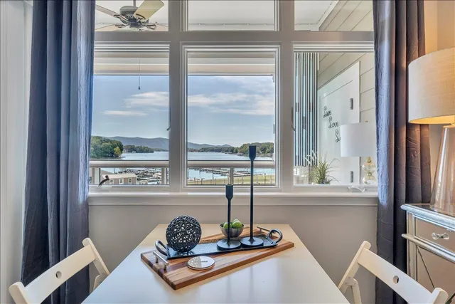 $469,500 | 1245 Graves Harbor Trail, Unit 217, Huddleston, VA 24104