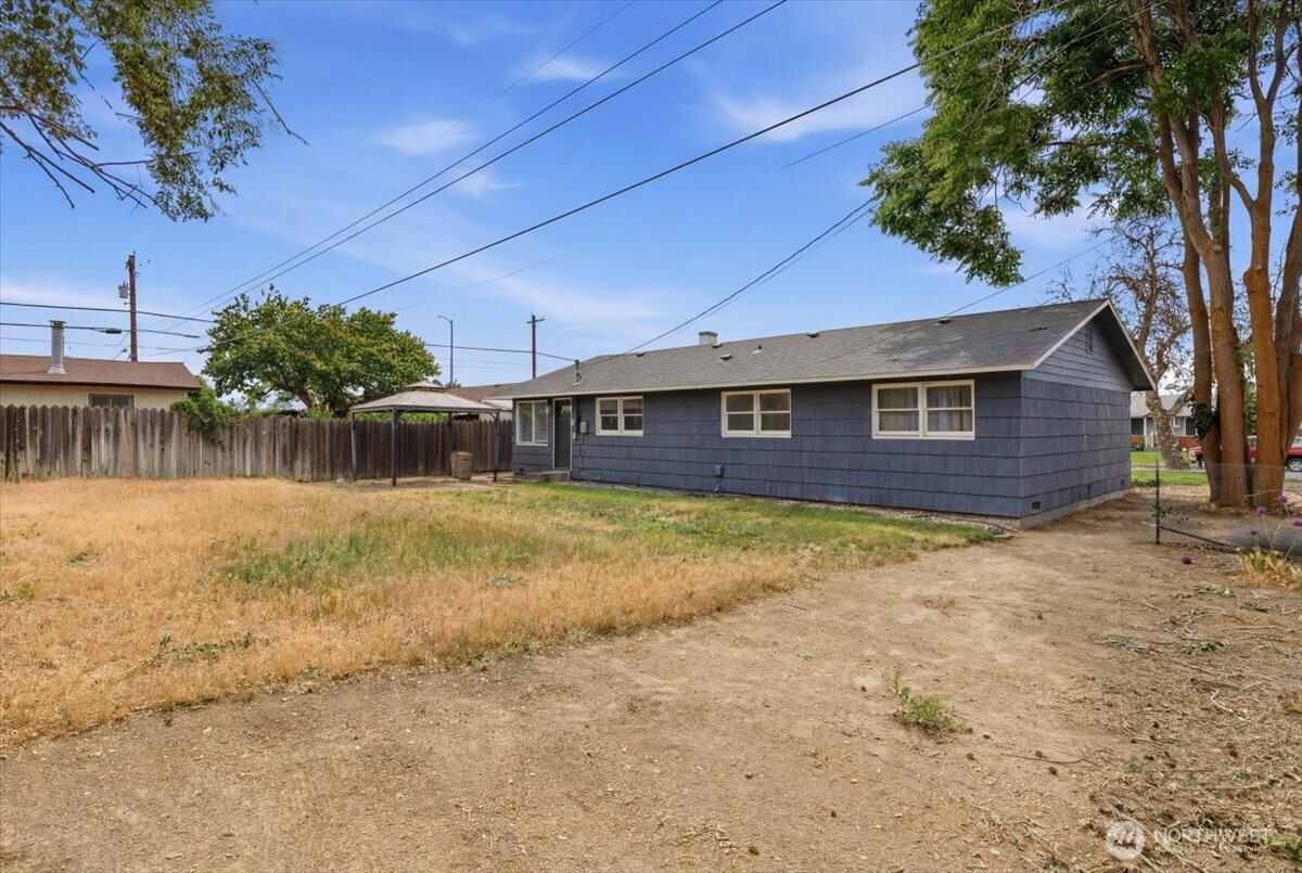 262 North Earl Road Moses Lake, WA 98837 - Photo 22 of 28