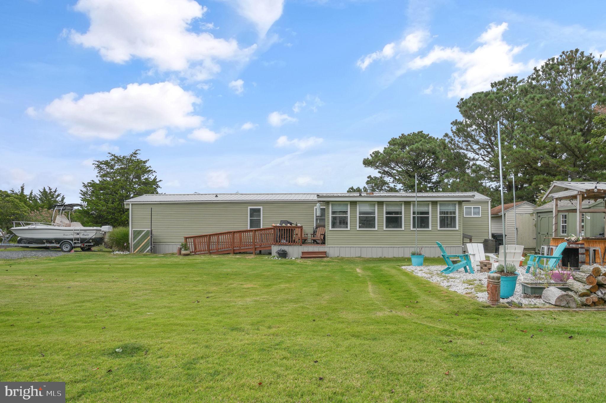 2410 Ridge Road Chincoteague Island, VA 23336 - Photo 4 of 37 Gallery Image 4