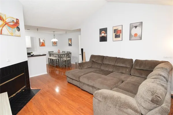 $2,250 | 10263 Gandy Boulevard North, Unit 108, St. Petersburg, FL 33702