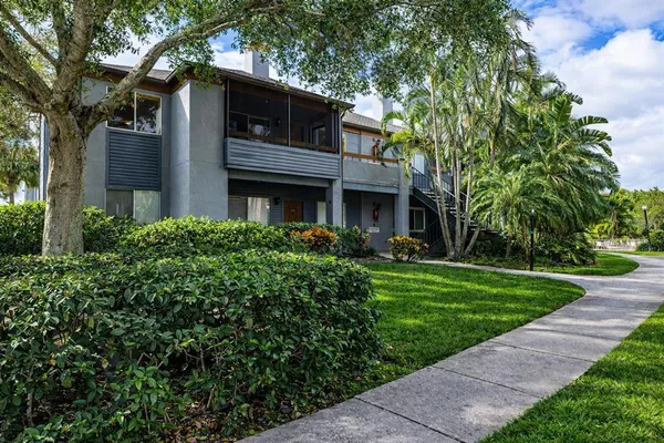 $2,250 | 10263 Gandy Boulevard North, Unit 108, St. Petersburg, FL 33702