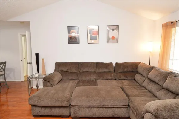$2,250 | 10263 Gandy Boulevard North, Unit 108, St. Petersburg, FL 33702