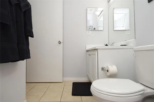 $2,250 | 10263 Gandy Boulevard North, Unit 108, St. Petersburg, FL 33702