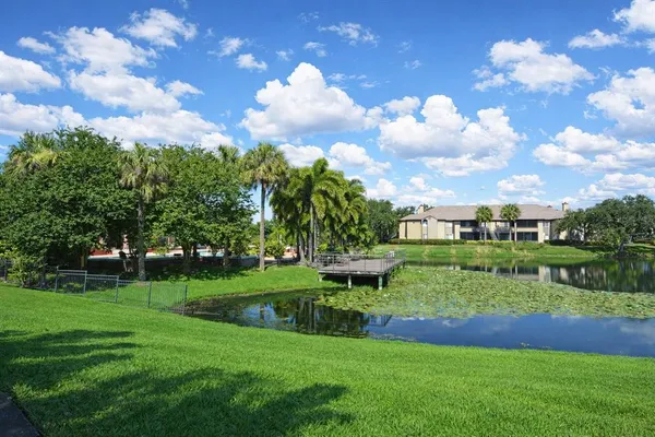 $2,250 | 10263 Gandy Boulevard North, Unit 108, St. Petersburg, FL 33702