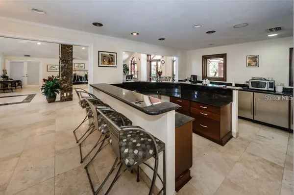 $2,250 | 10263 Gandy Boulevard North, Unit 108, St. Petersburg, FL 33702