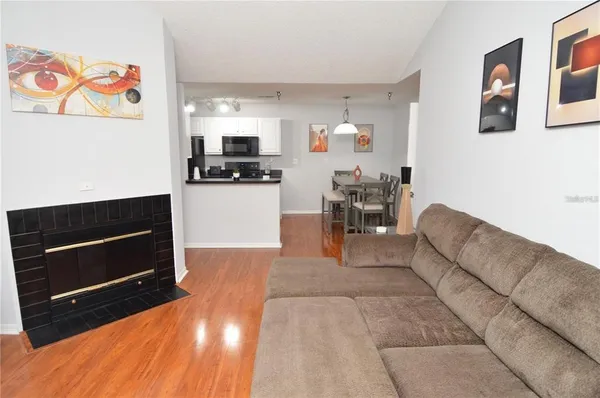 $2,250 | 10263 Gandy Boulevard North, Unit 108, St. Petersburg, FL 33702