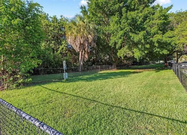 $2,250 | 10263 Gandy Boulevard North, Unit 108, St. Petersburg, FL 33702
