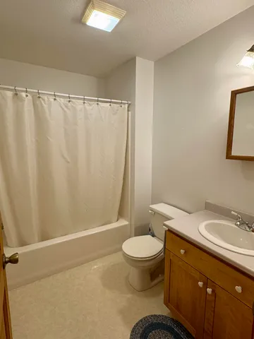 $595,000 | 170 Sunrise Avenue, Barton, VT 05822