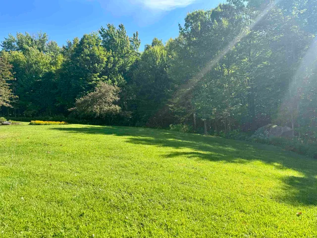 $595,000 | 170 Sunrise Avenue, Barton, VT 05822