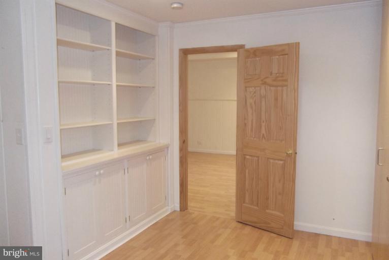 8525 Pelham Road Bethesda, MD 20817 - Photo 17 of 28 Lower Level Bedroom
