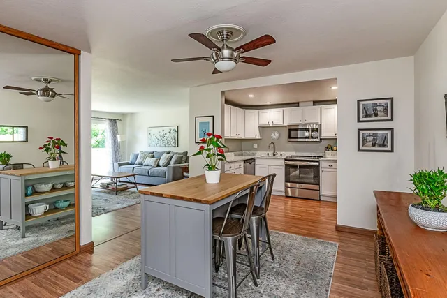 $498,000 | 1033 Crestview Drive, Unit 308, Mountain View, CA 94040