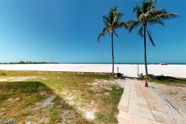 $675,000 | 6660 Estero Boulevard, Unit 105, Fort Myers Beach, FL 33931