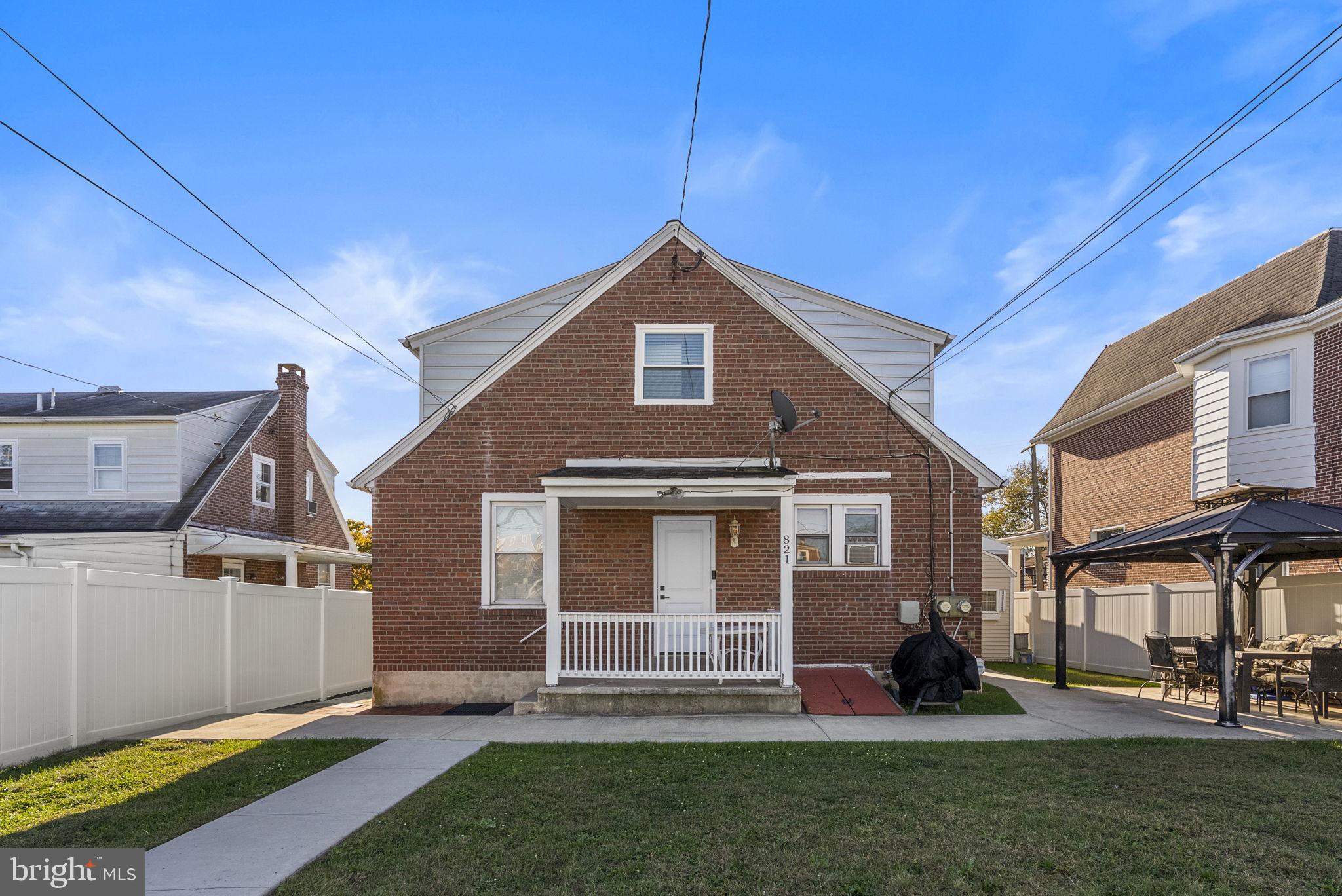 821 Stanbridge Street, Unit B Norristown, PA 19401 - Photo 4 of 21