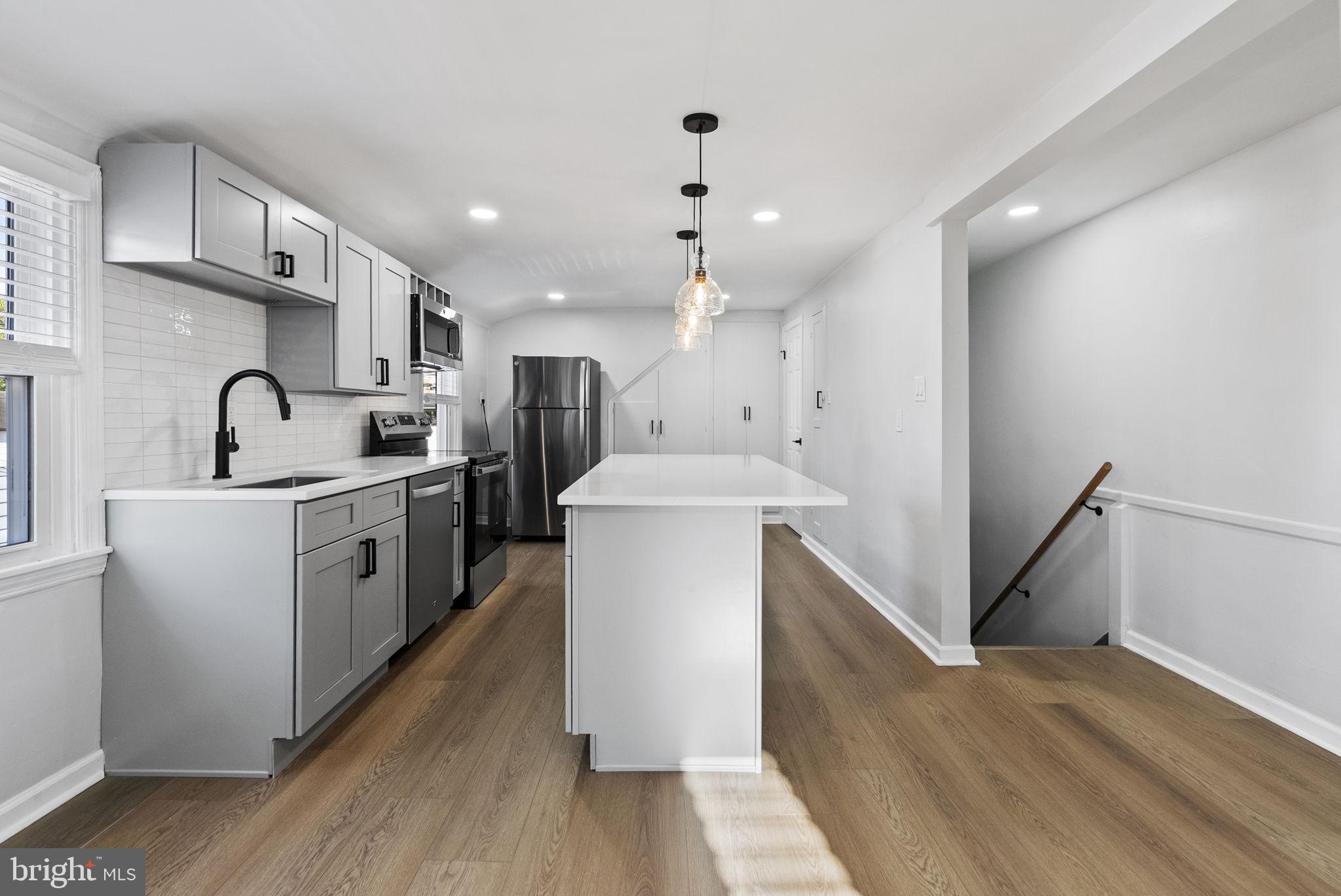 821 Stanbridge Street, Unit B Norristown, PA 19401 - Photo 7 of 21