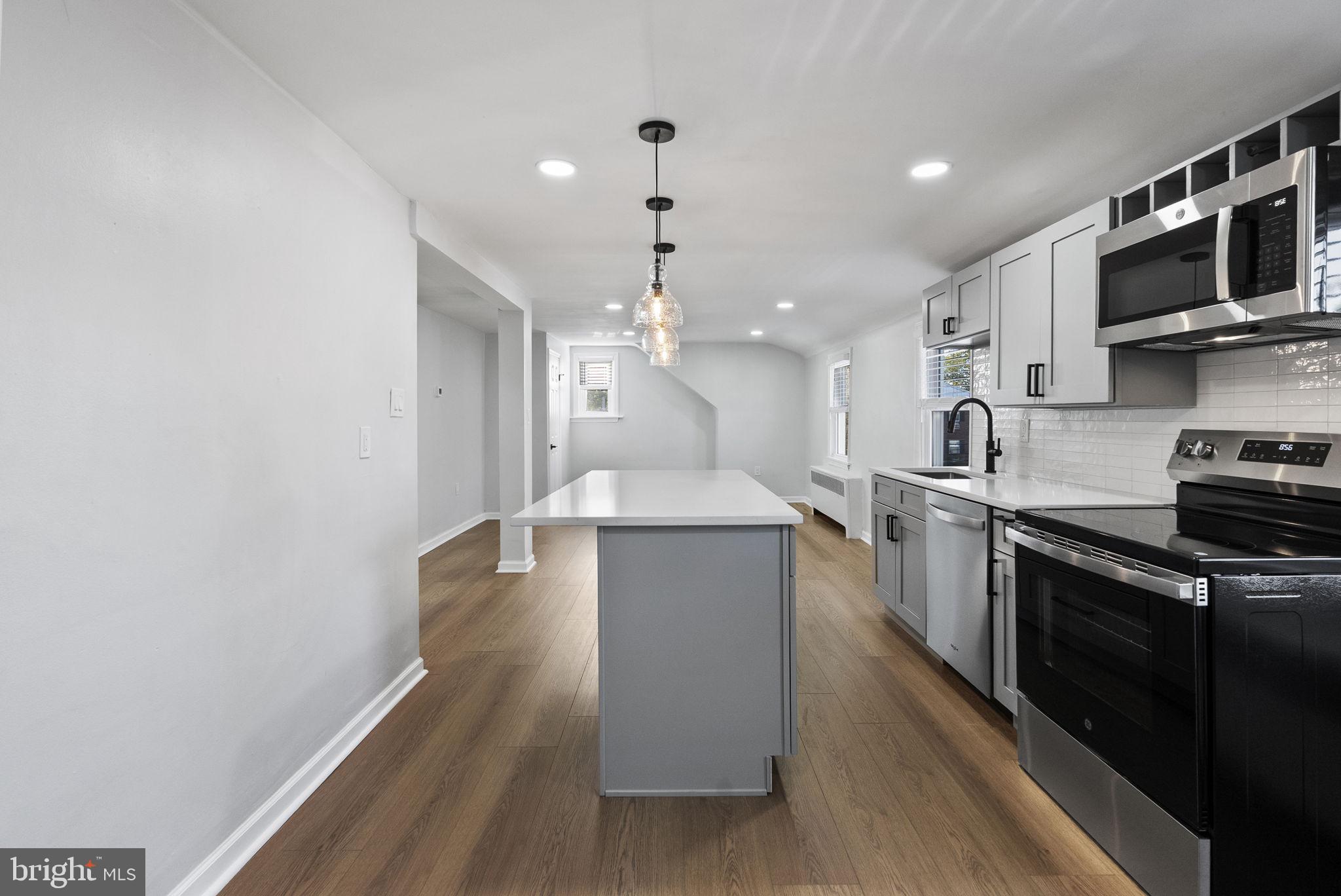 821 Stanbridge Street, Unit B Norristown, PA 19401 - Photo 10 of 21