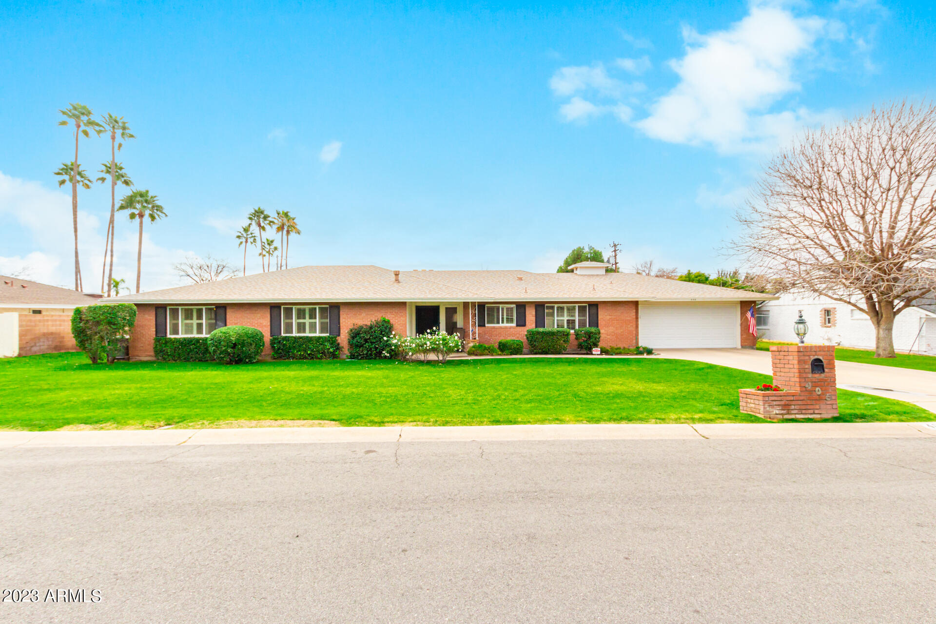 405 West Ocotillo Road Phoenix, AZ 85013 - Photo 1 of 40 Great ranch-styl brick home