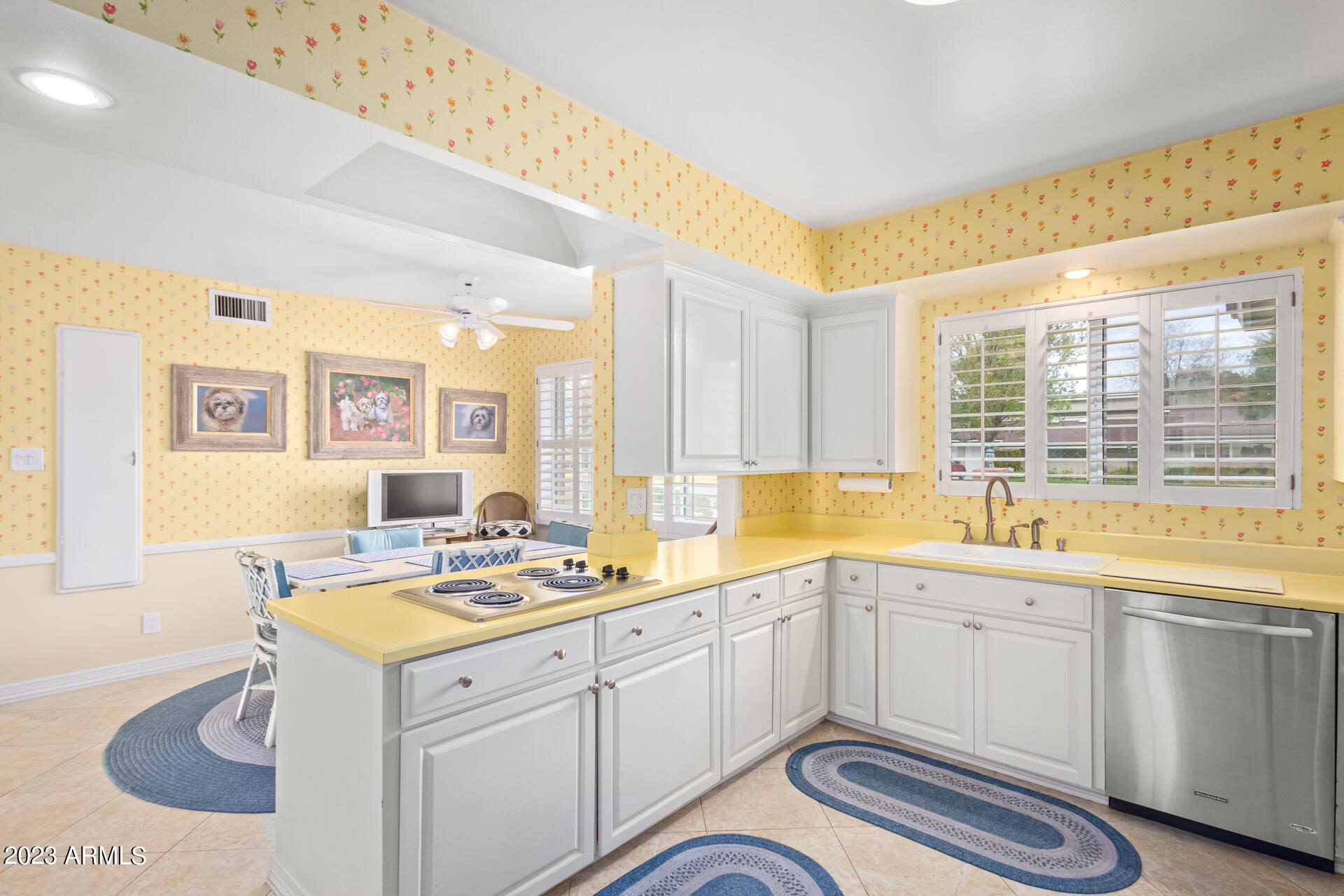 405 West Ocotillo Road Phoenix, AZ 85013 - Photo 17 of 40 Kitchen