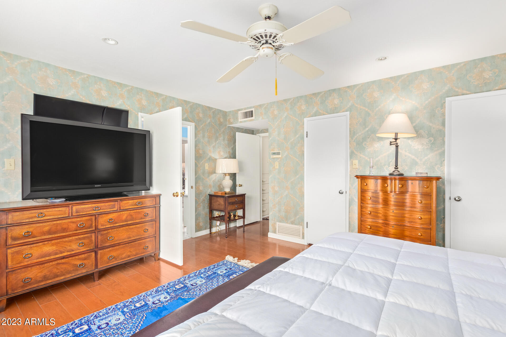 405 West Ocotillo Road Phoenix, AZ 85013 - Photo 21 of 40 Primary Bedroom