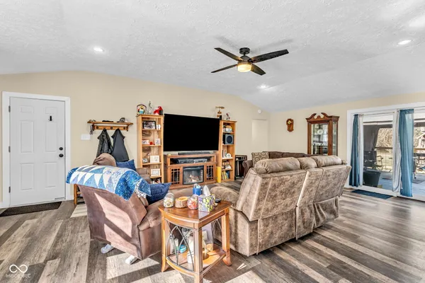 $315,000 | 3210 Kensington Drive, Crawfordsville, IN 47933