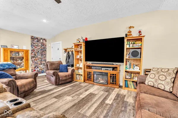 $315,000 | 3210 Kensington Drive, Crawfordsville, IN 47933