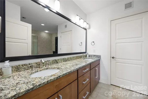 $4,500 | 222 South Caldwell Street, Unit 1601, Charlotte, NC 28202