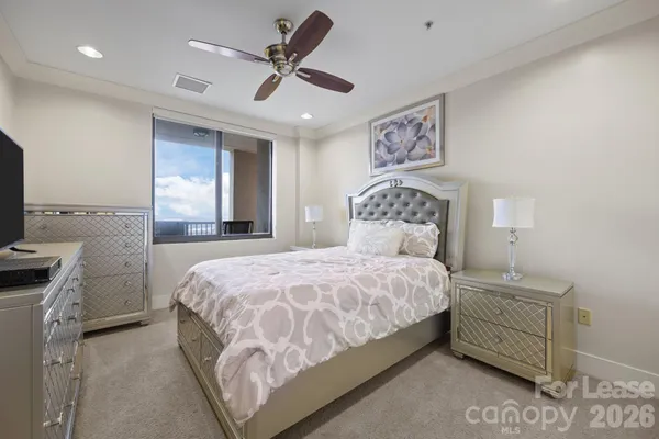 $4,500 | 222 South Caldwell Street, Unit 1601, Charlotte, NC 28202