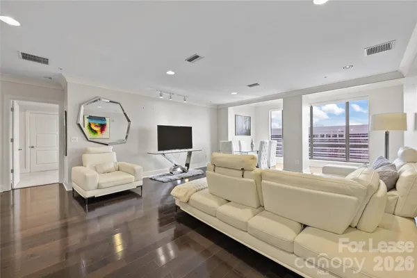 $4,500 | 222 South Caldwell Street, Unit 1601, Charlotte, NC 28202