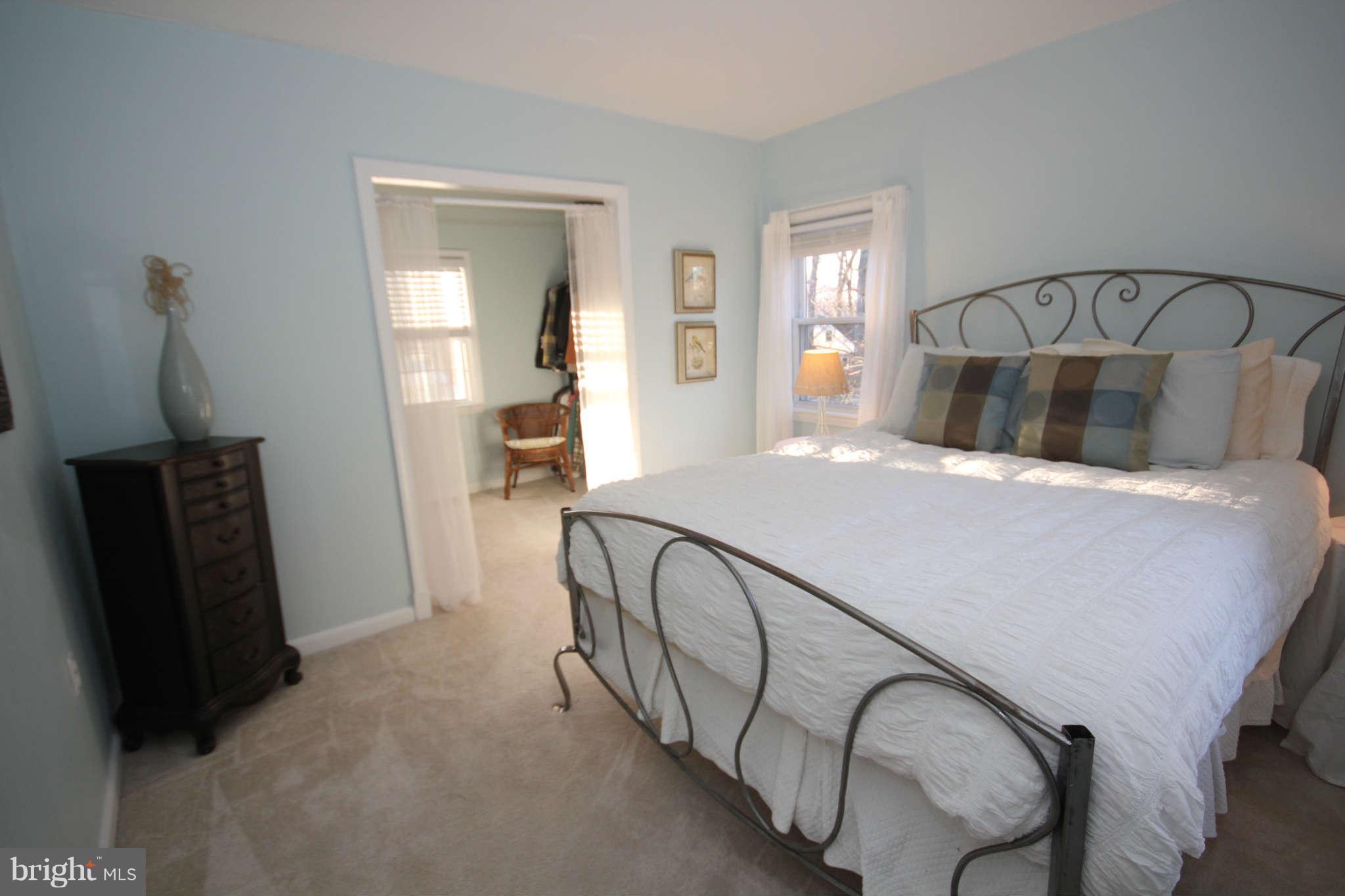 10603 Inwood Avenue Silver Spring, MD 20902 - Photo 12 of 24 Bedroom (Master)