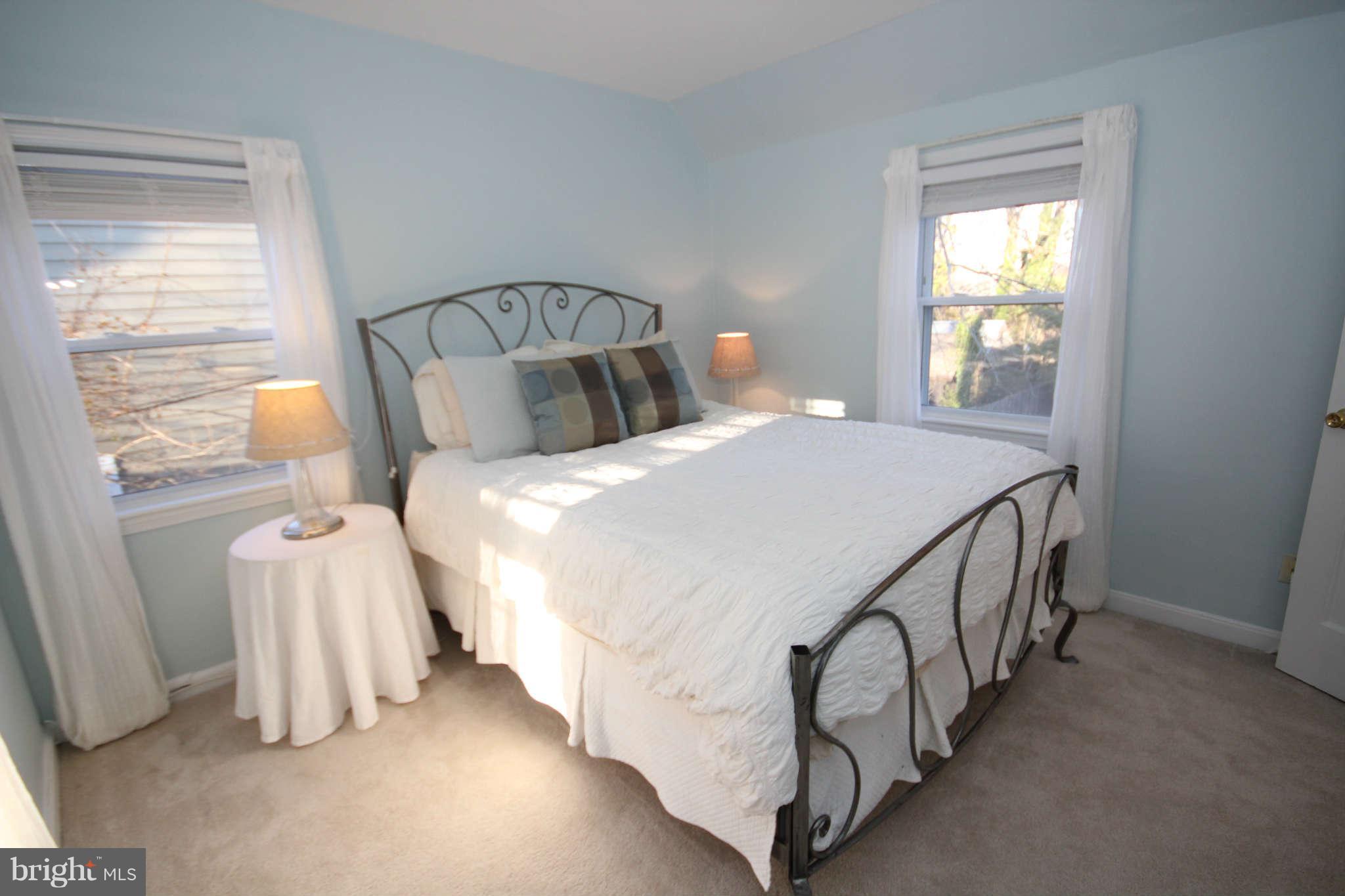 10603 Inwood Avenue Silver Spring, MD 20902 - Photo 13 of 24 Bedroom (Master)