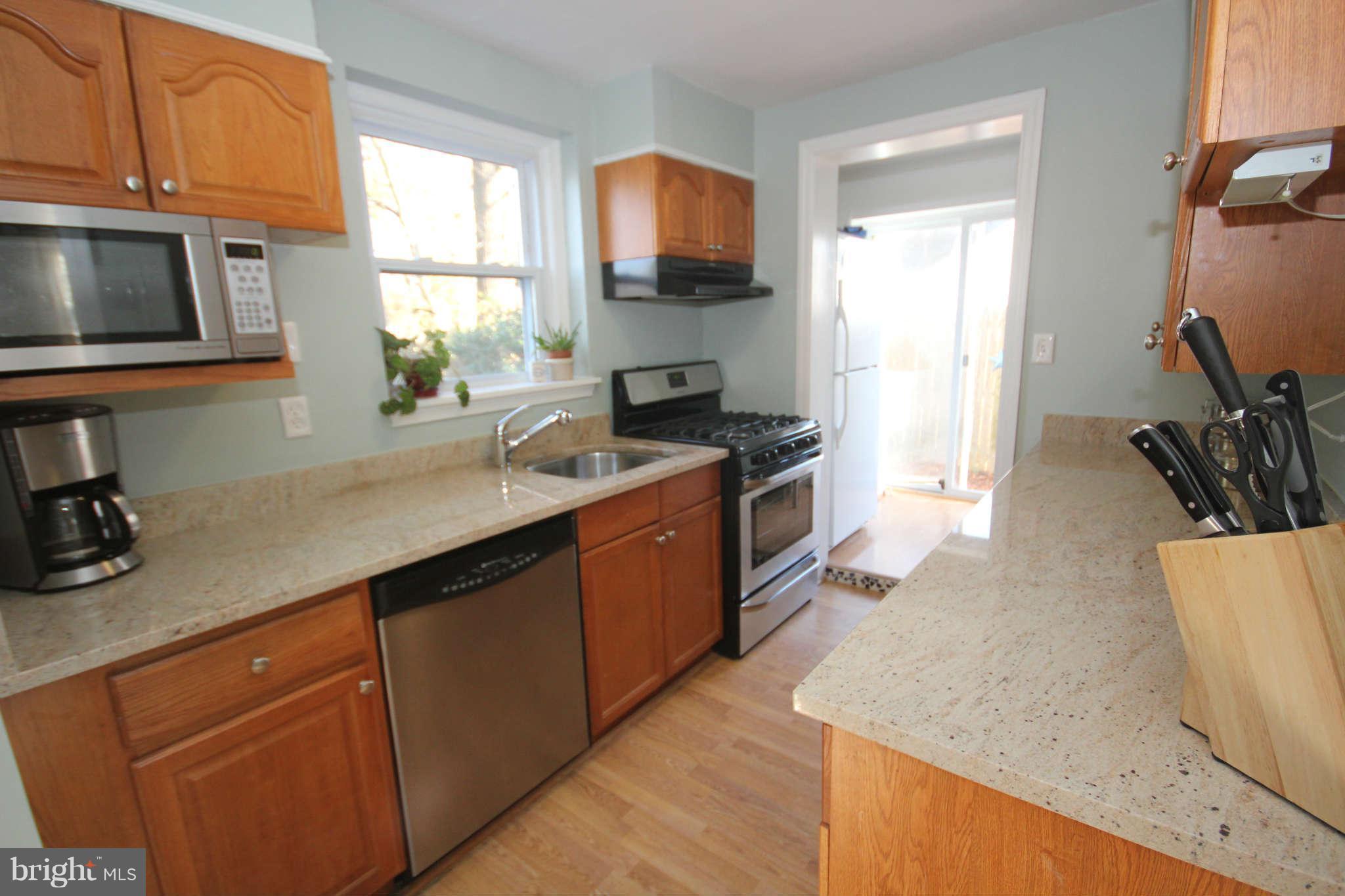 10603 Inwood Avenue Silver Spring, MD 20902 - Photo 7 of 24 Kitchen