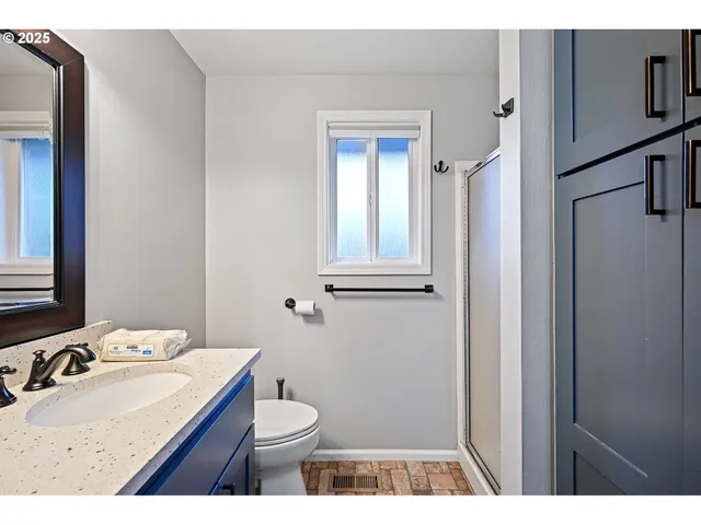 $415,000 | 4575 Cambon Street, Eugene, OR 97402