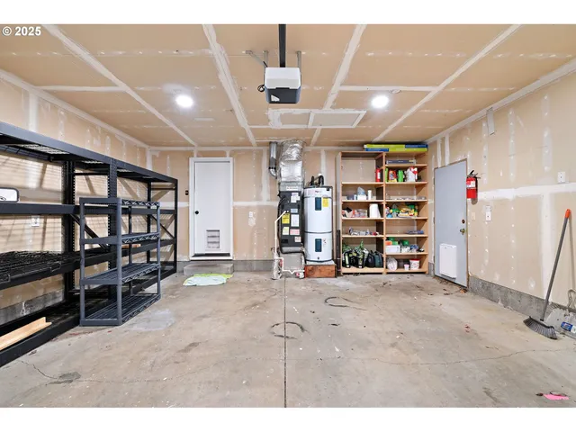 $415,000 | 4575 Cambon Street, Eugene, OR 97402