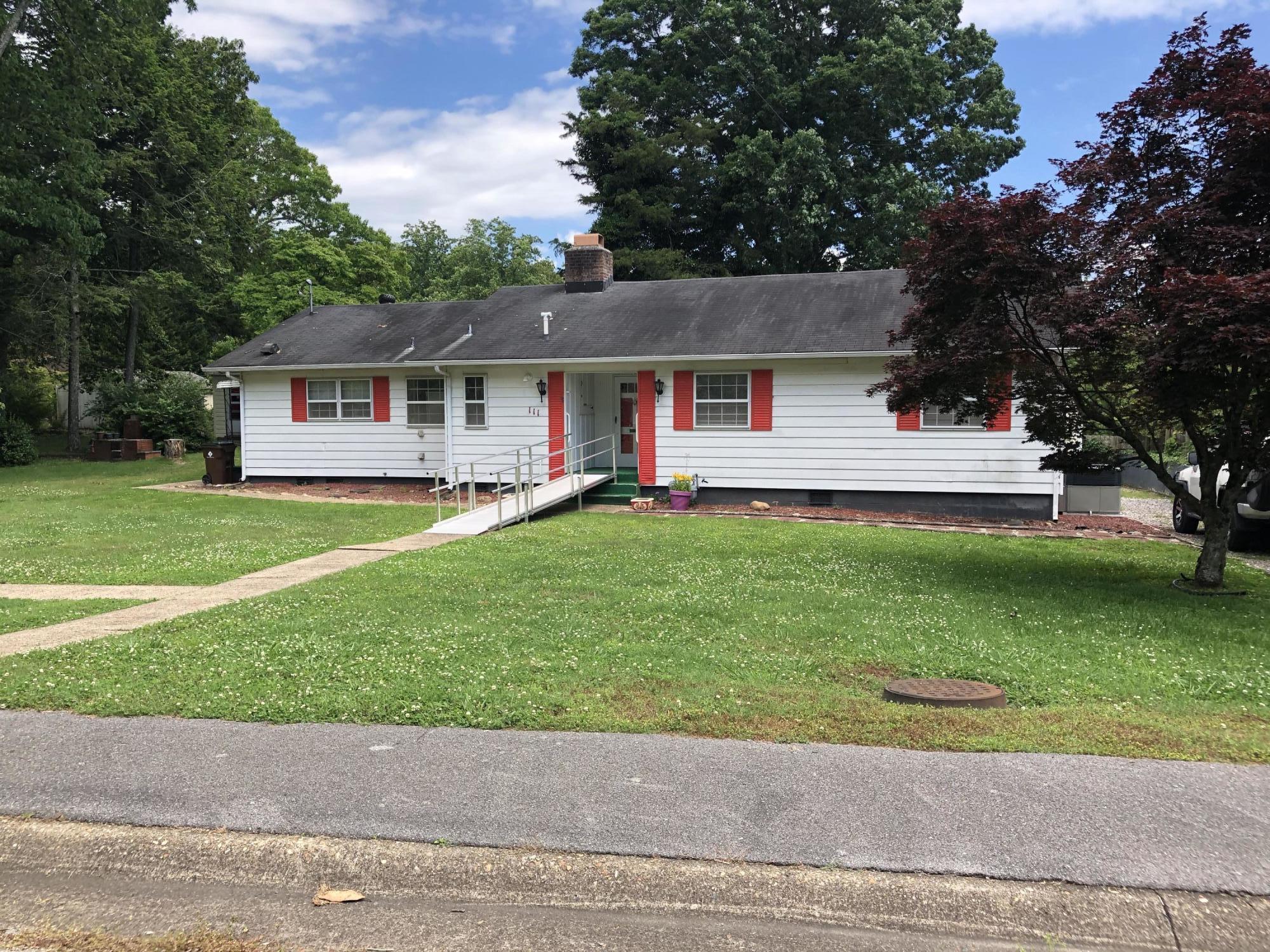 111 Olney Lane Oak Ridge, TN 37830 - Photo 1 of 4 IMG_0465