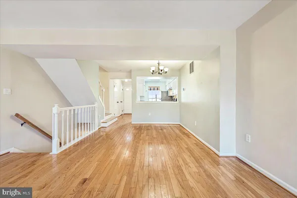 $3,300 | 2002 Derby Ridge Lane, Unit 4, Silver Spring, MD 20910