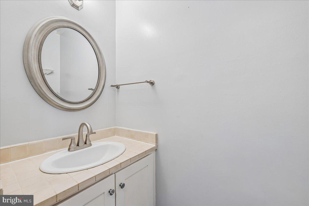 2002 Derby Ridge Lane, Unit 4 Silver Spring, MD 20910 - Photo 14 of 42 1st Floor Powder Room