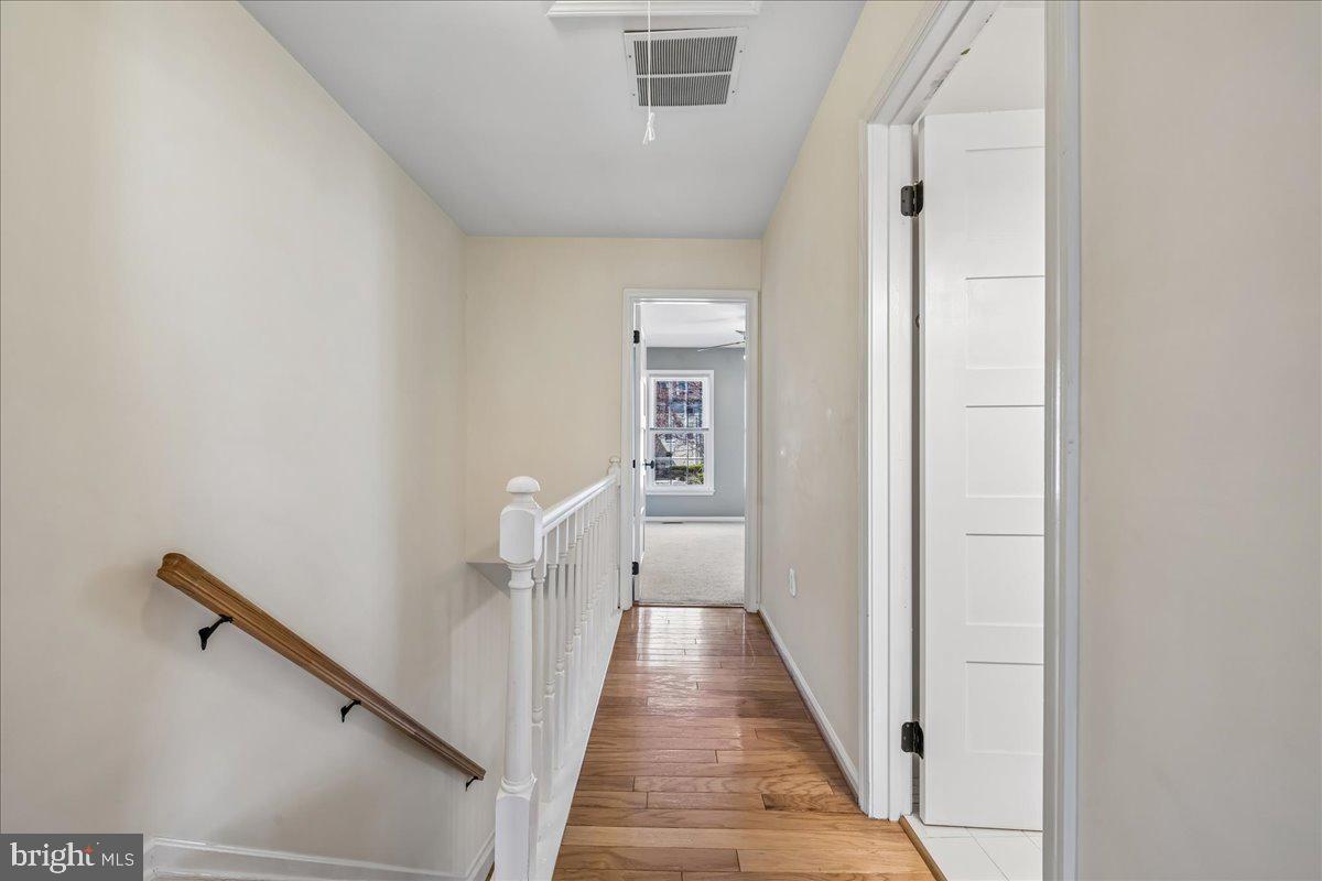2002 Derby Ridge Lane, Unit 4 Silver Spring, MD 20910 - Photo 17 of 42 Upper Level Landing