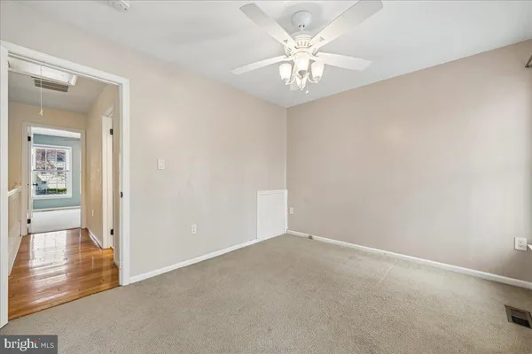 $3,300 | 2002 Derby Ridge Lane, Unit 4, Silver Spring, MD 20910