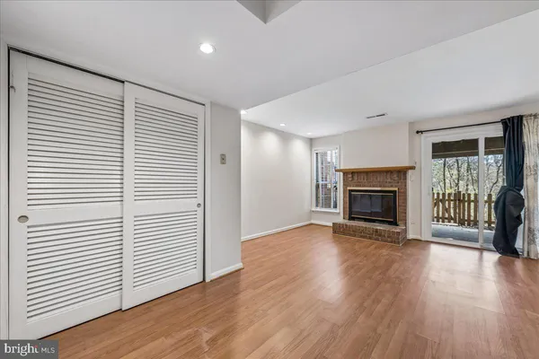 $3,300 | 2002 Derby Ridge Lane, Unit 4, Silver Spring, MD 20910