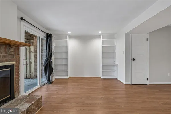 $3,300 | 2002 Derby Ridge Lane, Unit 4, Silver Spring, MD 20910