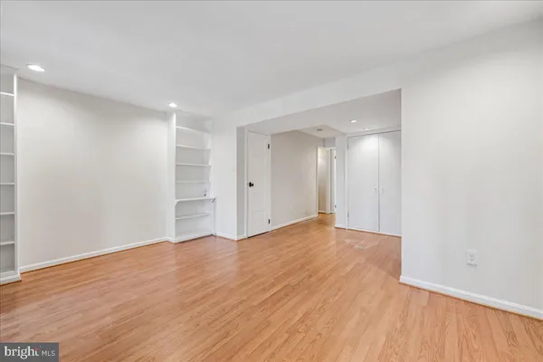 $3,300 | 2002 Derby Ridge Lane, Unit 4, Silver Spring, MD 20910