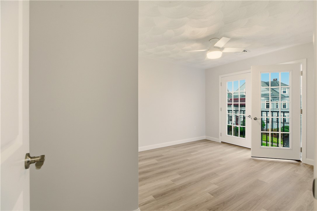 45 Windsor Road Cranston, RI 02905 - Photo 15 of 39