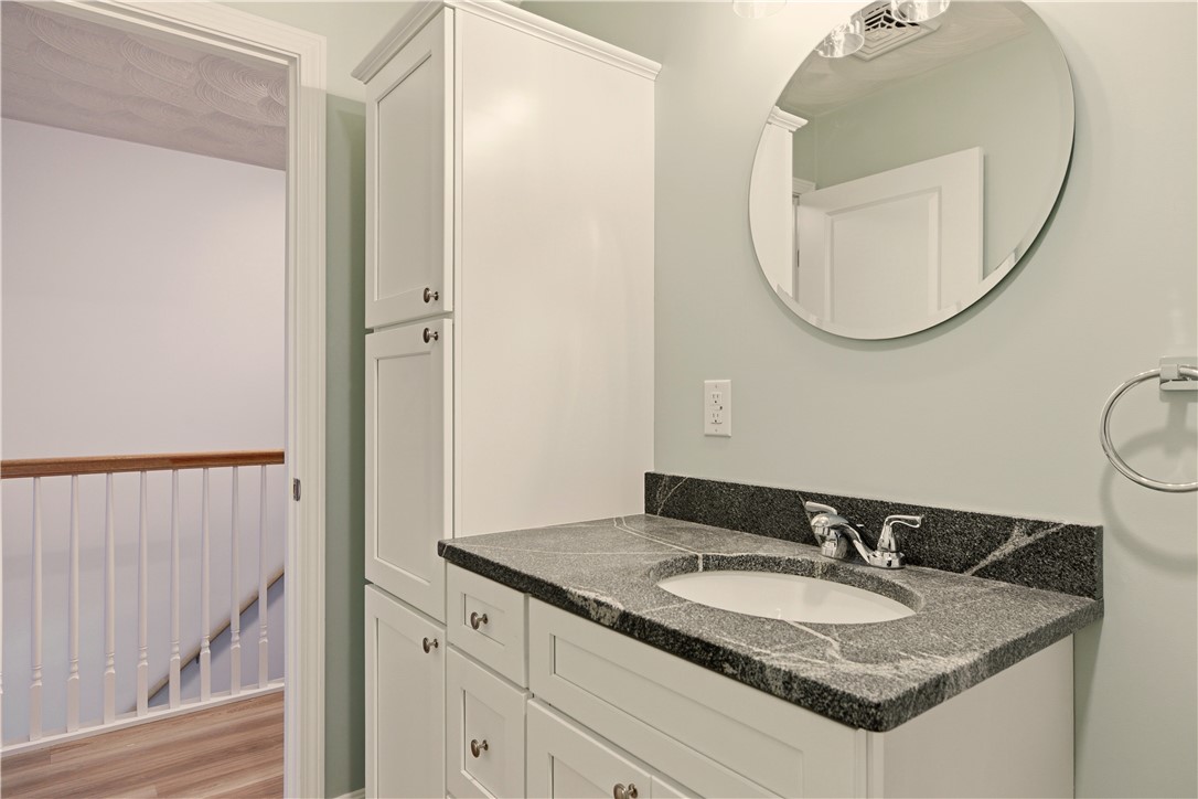 45 Windsor Road Cranston, RI 02905 - Photo 19 of 39