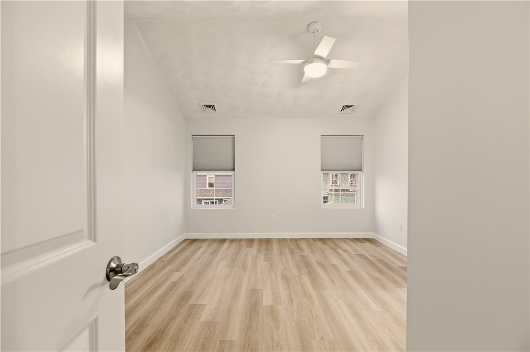 45 Windsor Road Cranston, RI 02905 - Photo 23 of 39