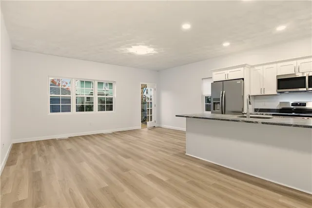 $3,500 | 45 Windsor Road, Cranston, RI 02905