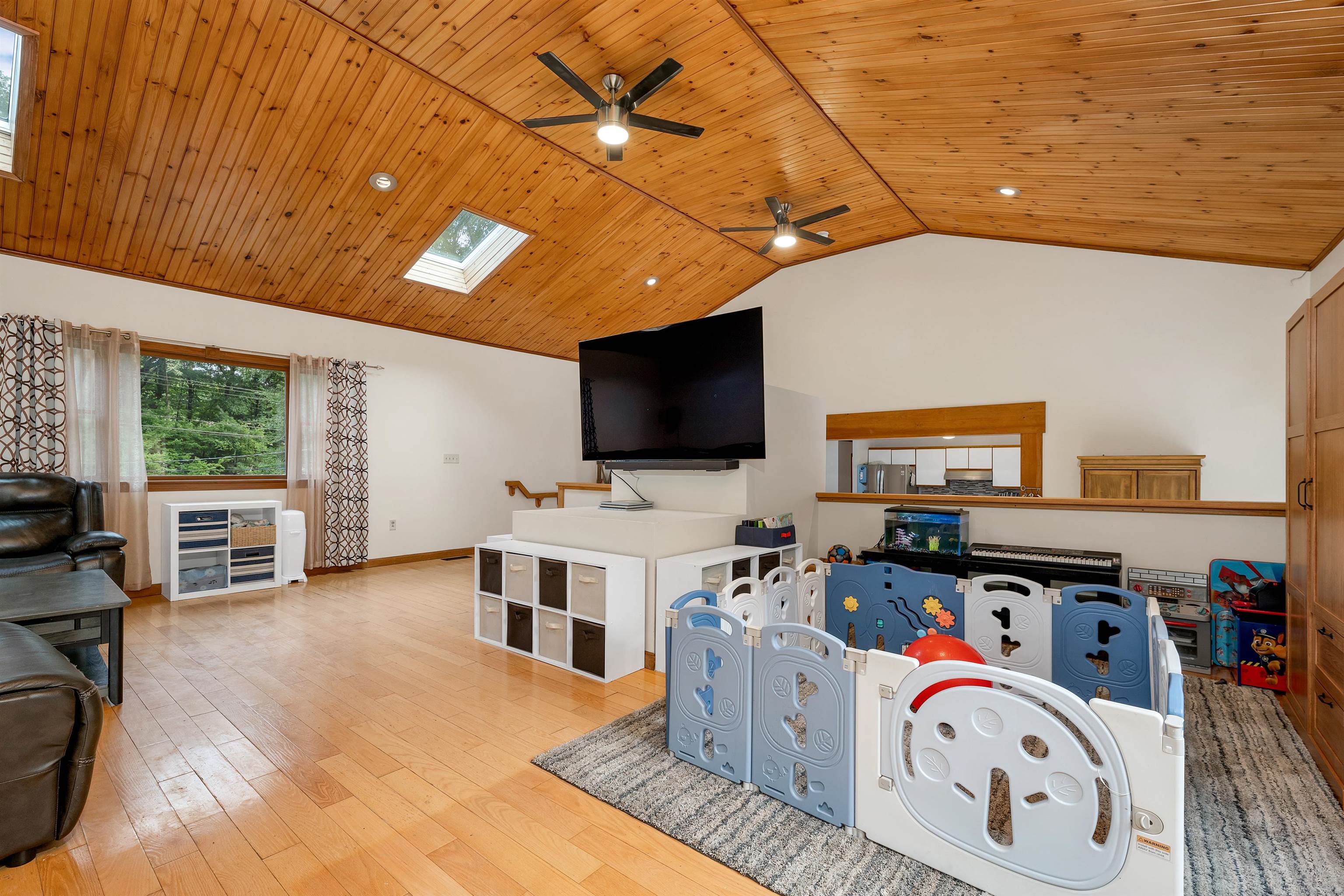 1 Dubeau Drive Derry, NH 03038 - Photo 11 of 34