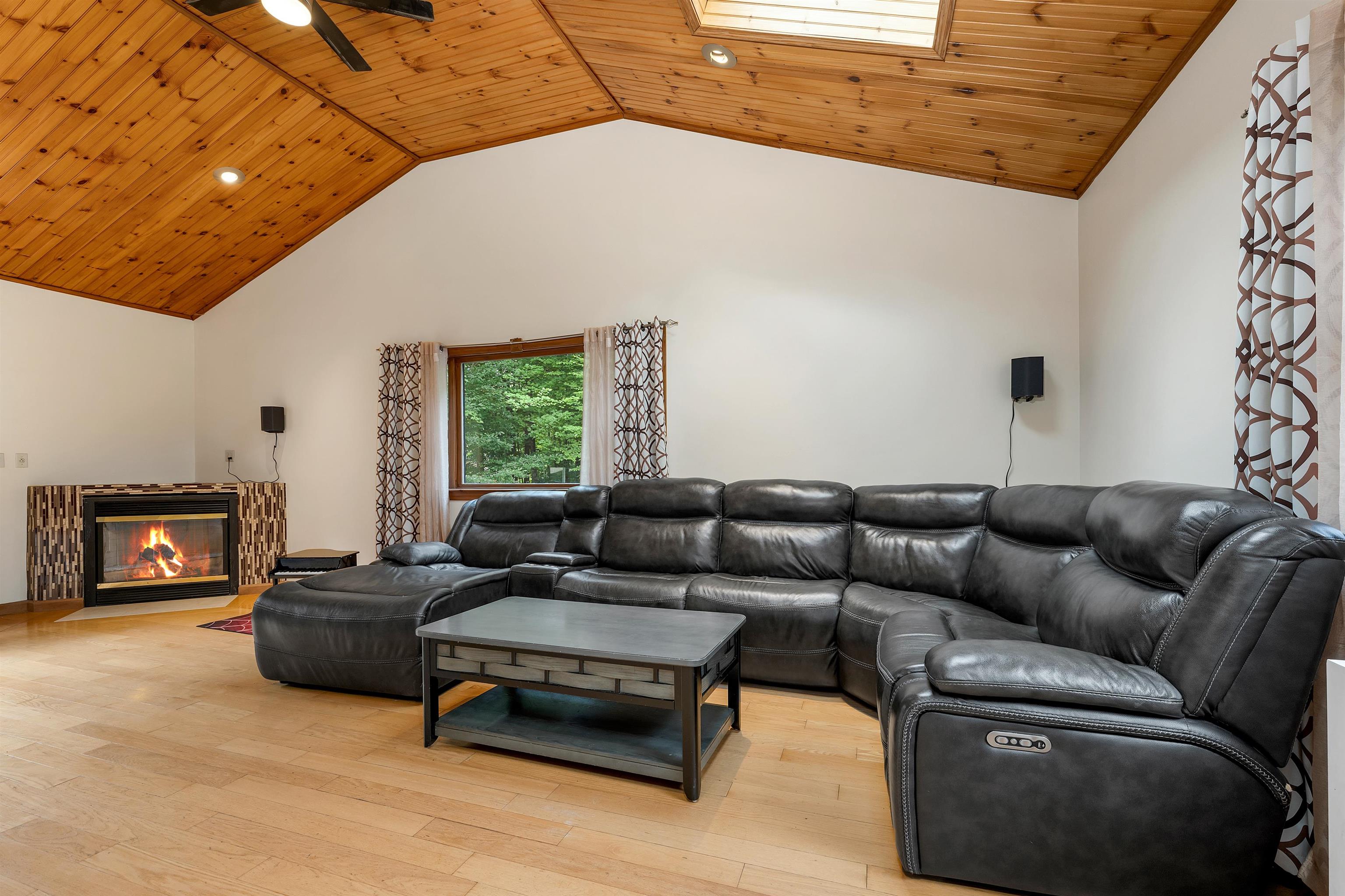 1 Dubeau Drive Derry, NH 03038 - Photo 14 of 34