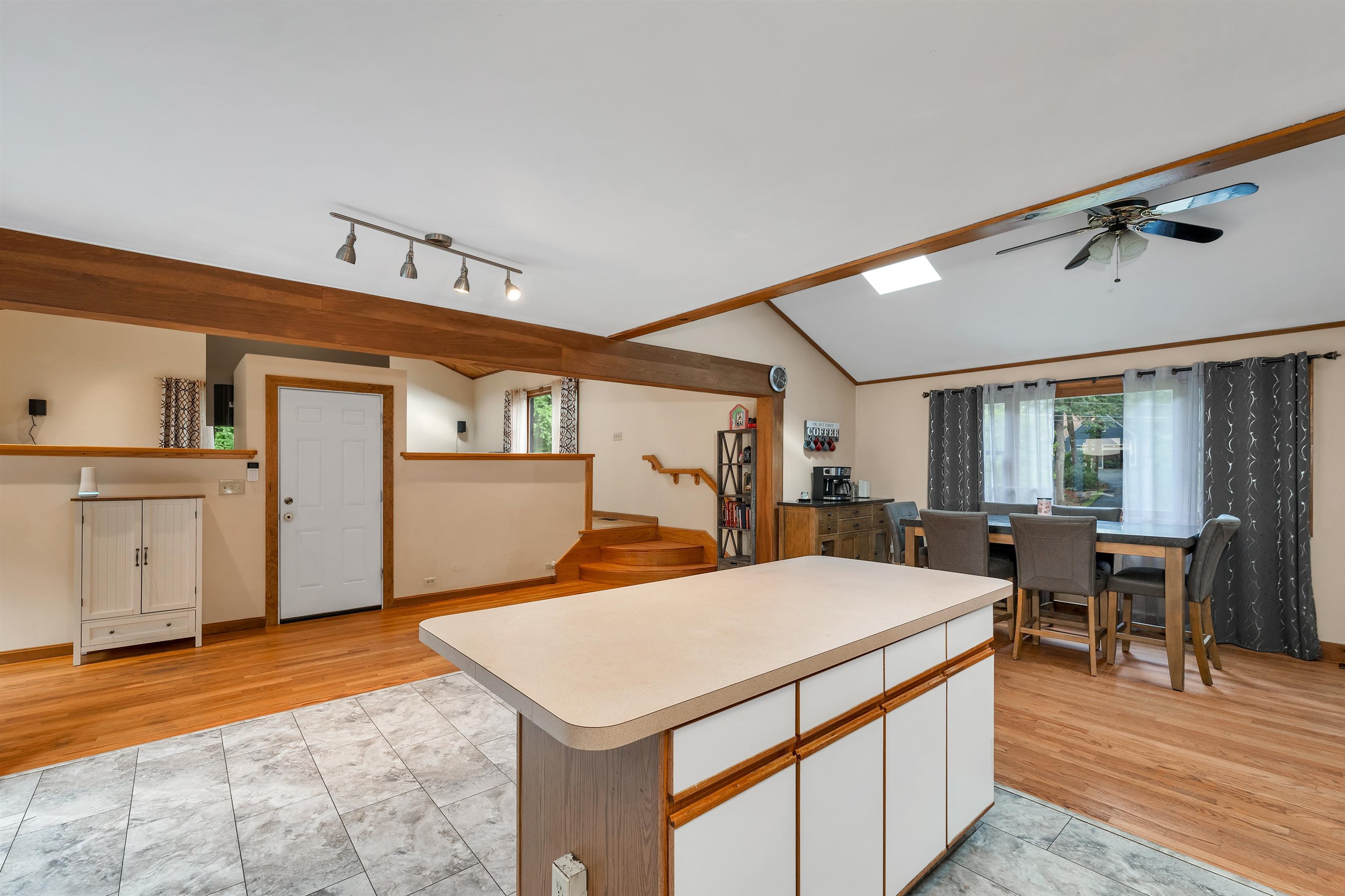 1 Dubeau Drive Derry, NH 03038 - Photo 6 of 34